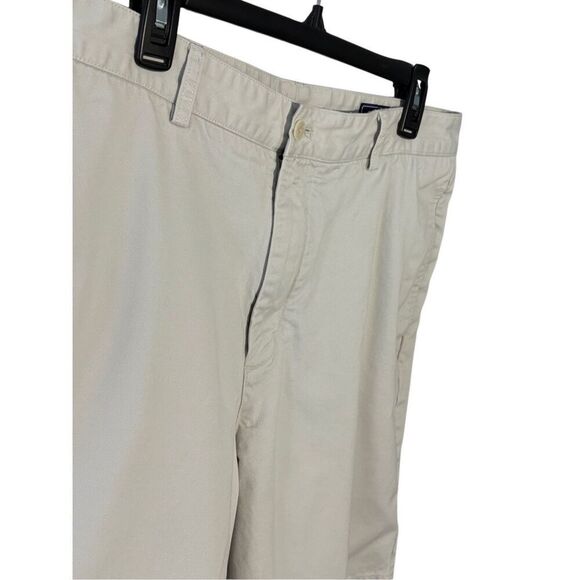 Vineyard Vines light tan Club Shorts - 36 - Picture 2 of 7